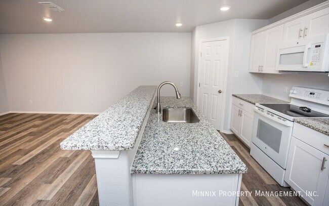 Foto del edificio - 5607 Kemper St