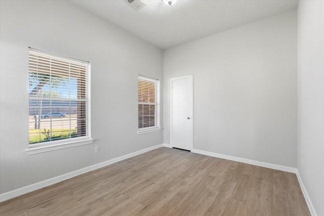 Foto del edificio - 4515 Chetco Ln