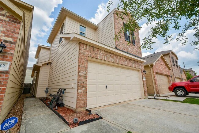 Foto del edificio - 6038 Wesley Manor Ct