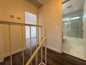 Building Photo - 162 E Merrill Ave