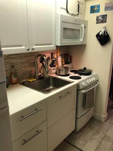 Foto principal - 618 NW 13th St
