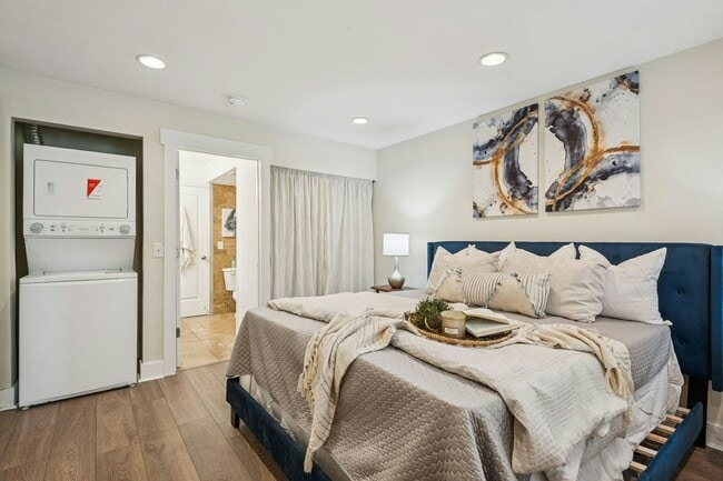 Building Photo - 127 S 800 E