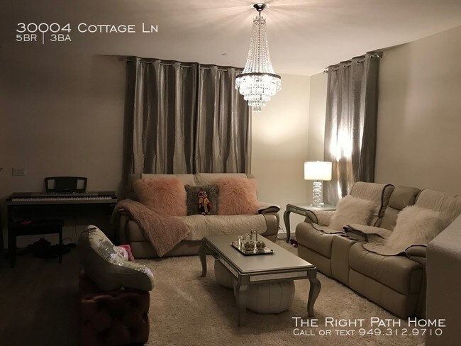 Building Photo - 30004 Cottage Ln