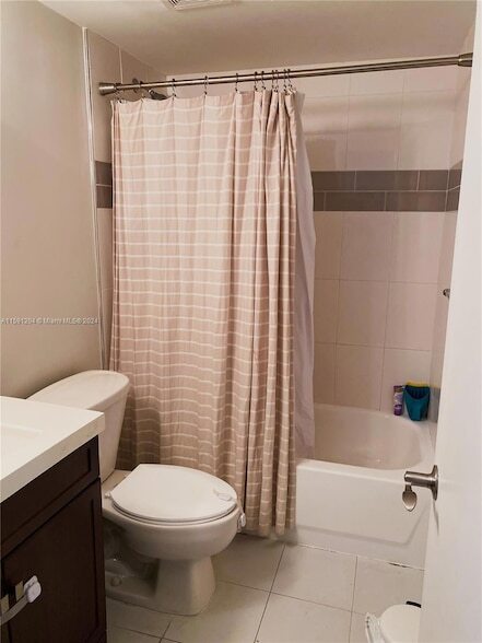 Building Photo - 2775 W 52nd Street Unit 206