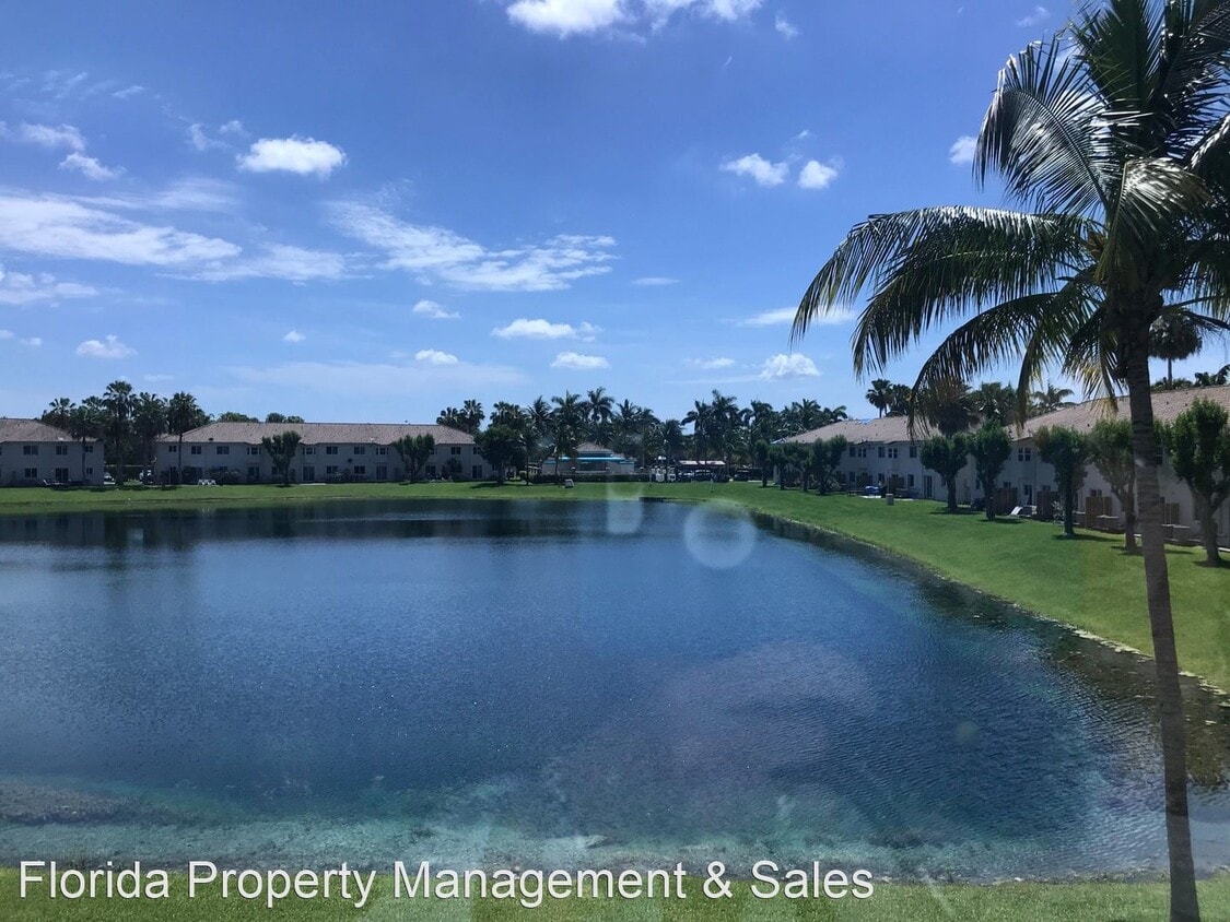 Primary Photo - 2 br, 2 bath House - 2651 Se 12th Road # 204