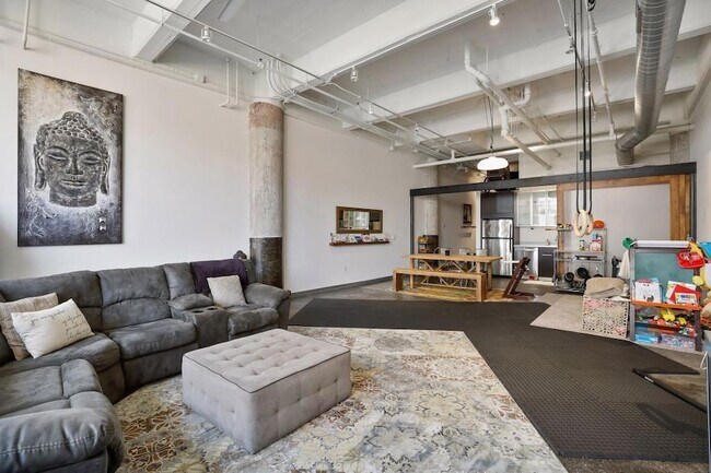 Foto del edificio - 700 N Washington Ave
