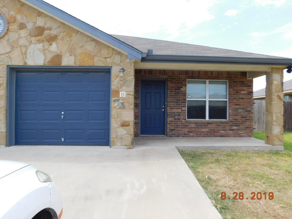 Foto principal - 1202 Cavalry Ln