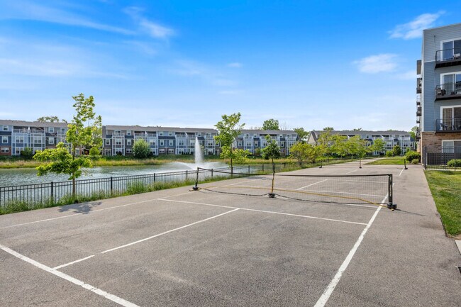 Foto del edificio - 28294 Ferry Rd