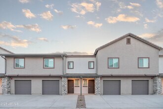 Building Photo - 12570 N Cotton Ln