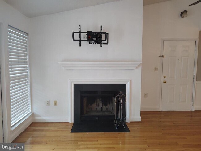 Building Photo - 21009 Timber Ridge Terrace