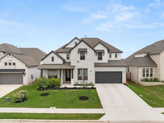 Building Photo - 372 Hollister Dr