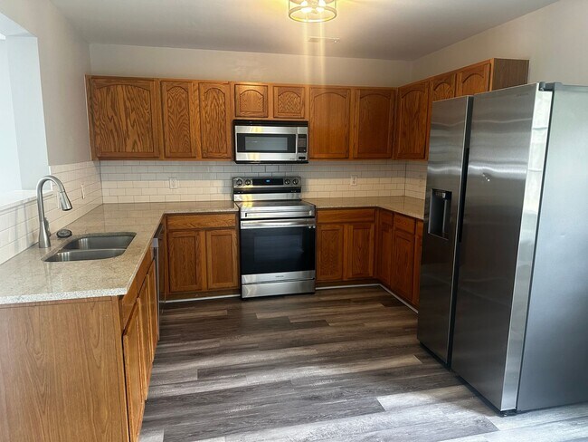 Building Photo - Beautiful 3-Bedroom Home in Ladson