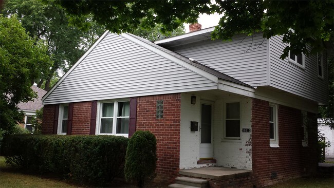Building Photo - 16510 Brady