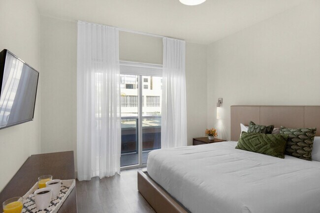 Foto del edificio - 777 N Ocean Dr