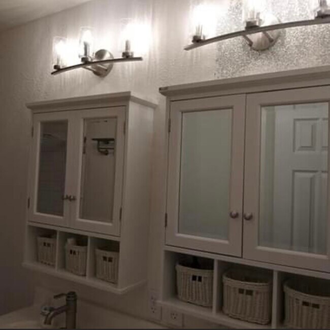 Foto del edificio - 650 W Blue Lake Ter