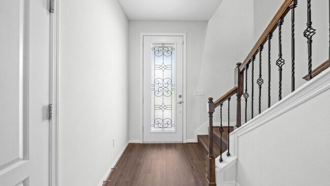 Building Photo - Spacious Gated-Community Home w/ Modern Up...