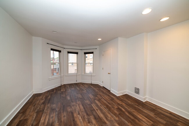 Foto del edificio - 1608 W 16th St