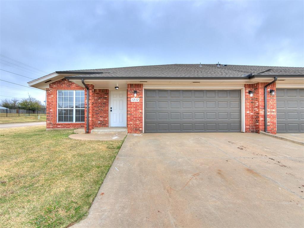 Foto principal - 1248 Kingston Rd