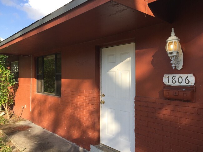 Foto del edificio - 1806 NW 14th Ave
