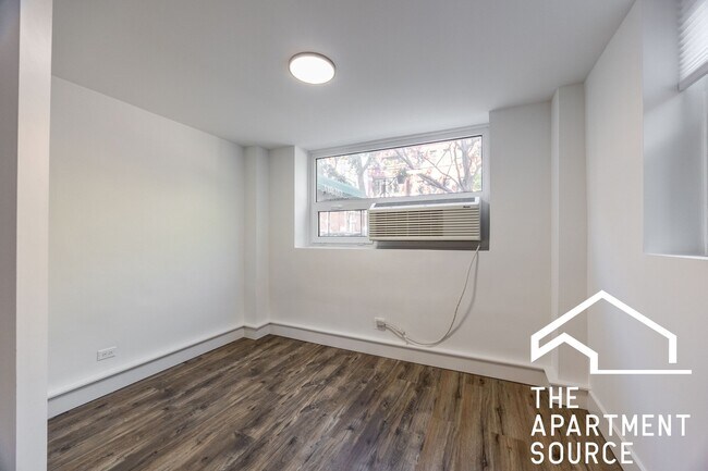 Foto del edificio - 941 W Carmen Ave