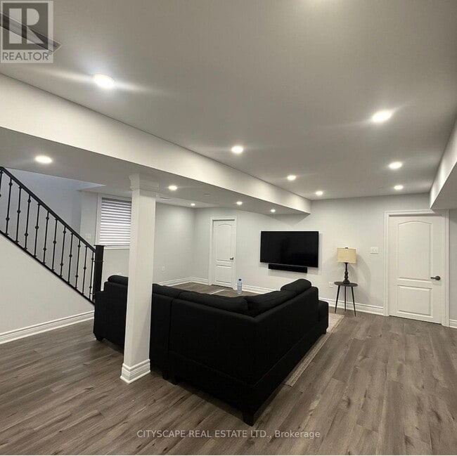 Building Photo - 3397 Destination Dr