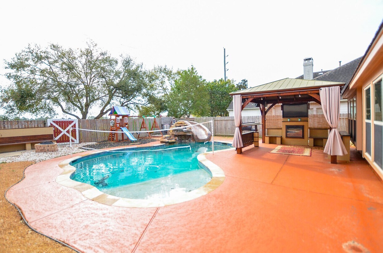 Foto principal - 2811 Willow Fork Dr