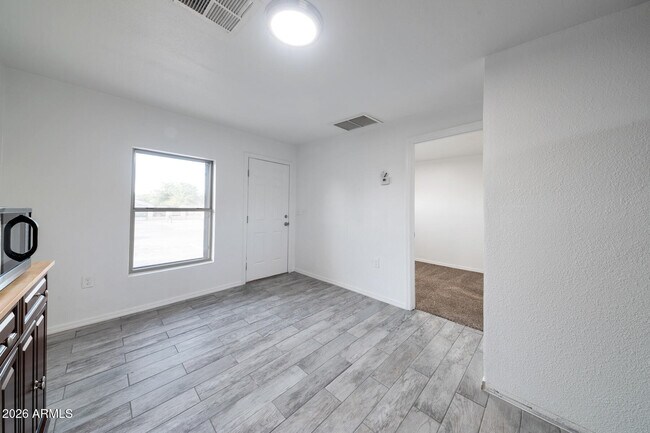 Foto del edificio - 1108 S 33rd Ave