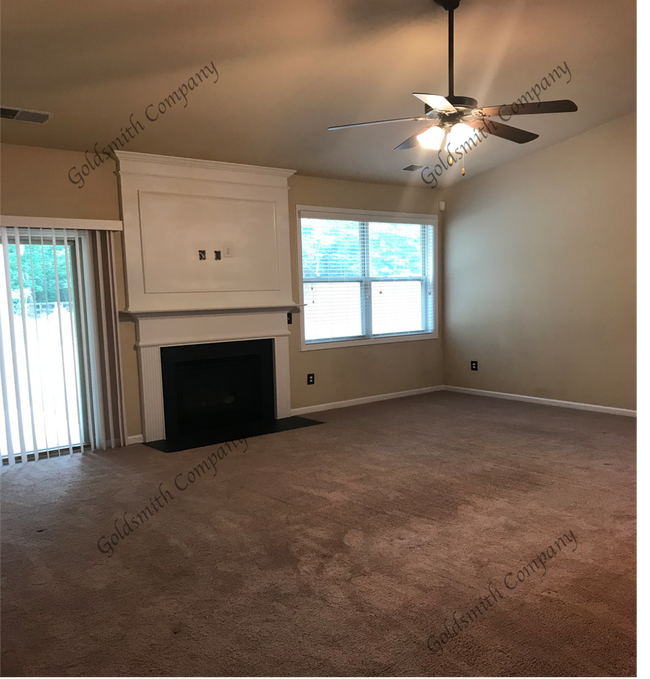 Foto del edificio - 128 Marehaven Court