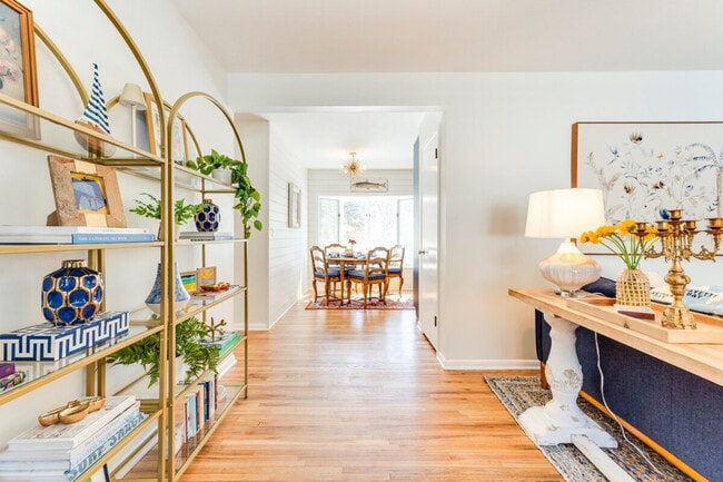 Building Photo - 17035 9th Ave N