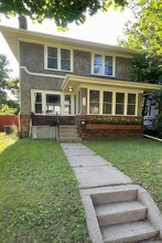 Building Photo - 1517 Russell Ave N