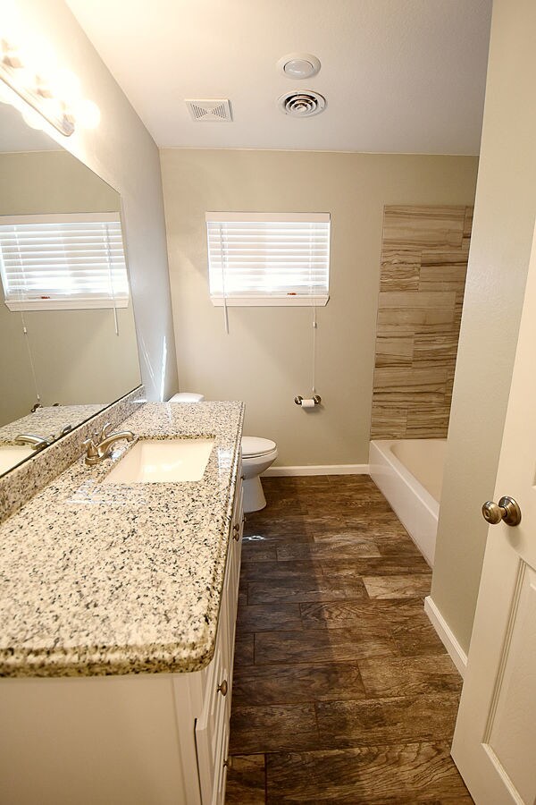 Foto del edificio - 401 W Brookside Dr