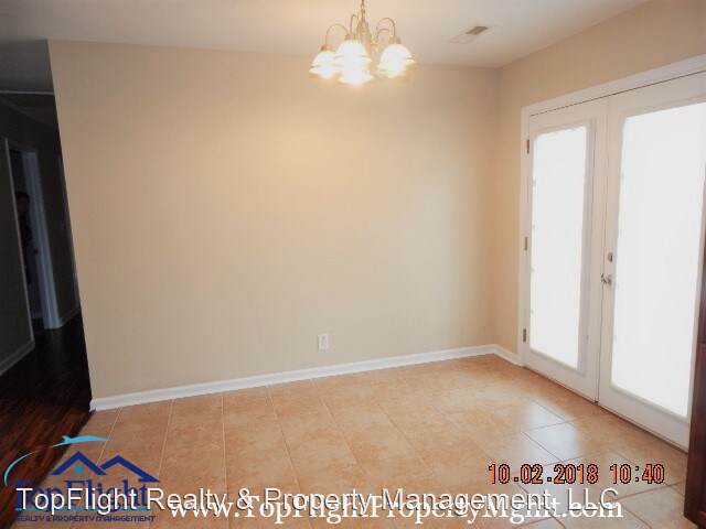 Foto del edificio - 4 br, 2 bath House - 3125 Little Grove Lane