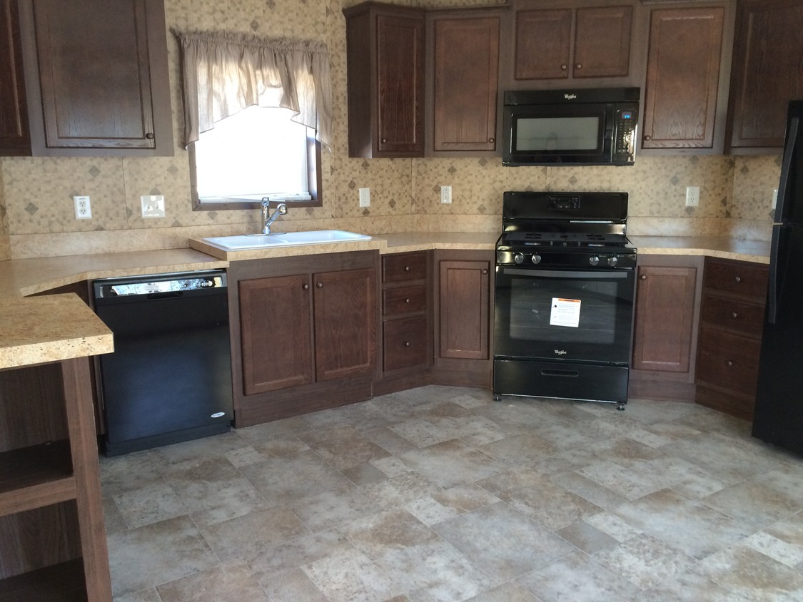 Foto principal - 14 Crestwood Ct W
