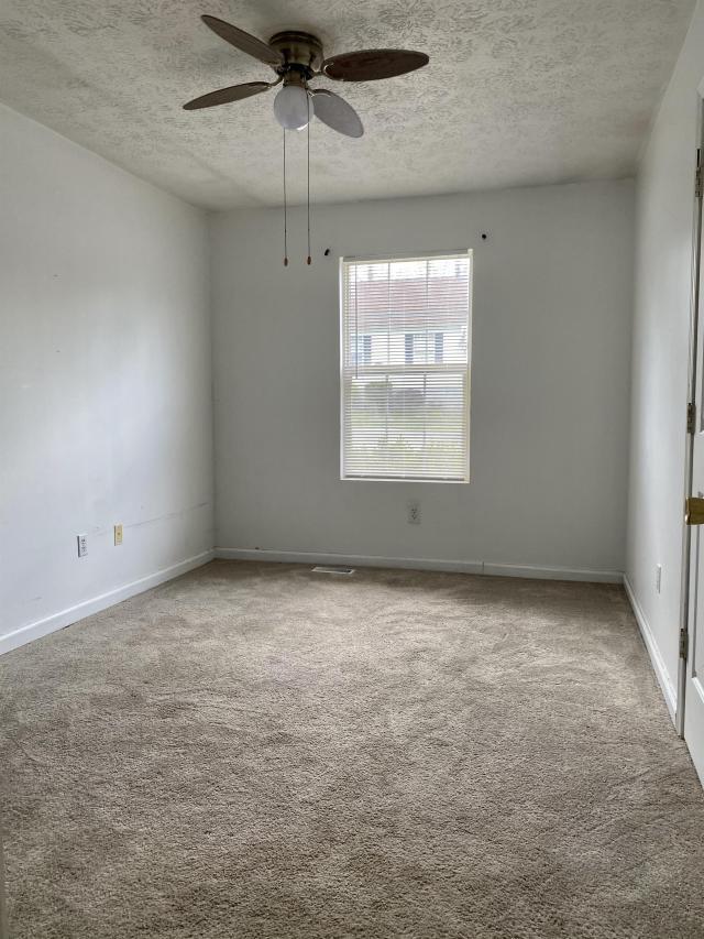 Building Photo - 2 bedroom in ona WV 25545