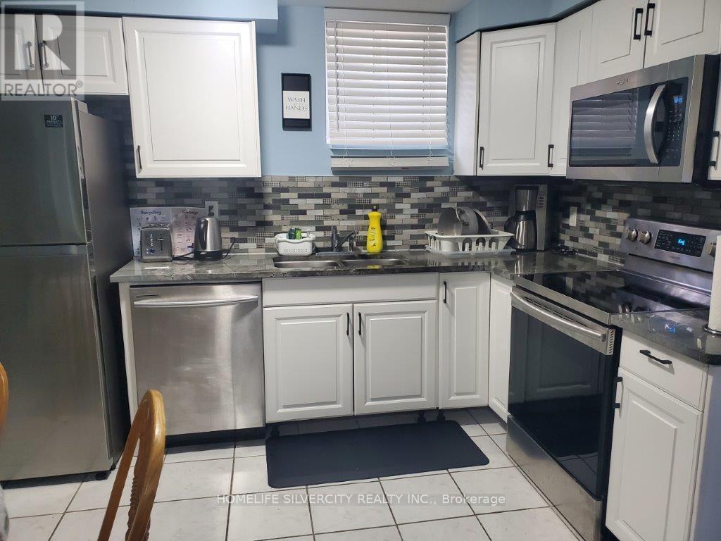Photo principale - 700-700 Peter Robertson Blvd