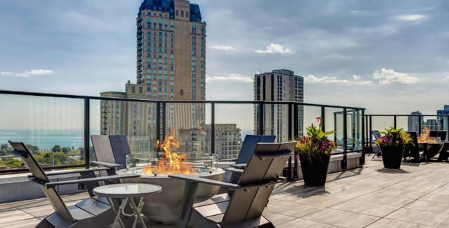 Photo - 2563 N Clark St Apartment