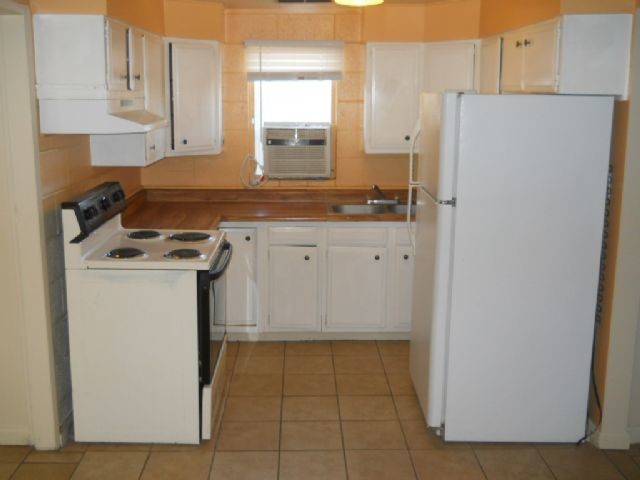 Building Photo - 125 2nd St