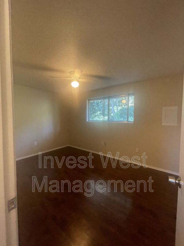 Foto del edificio - 2815 E 19 Street