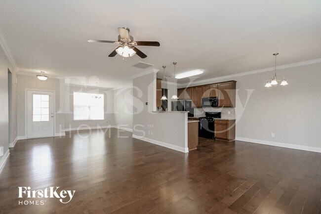 Foto del edificio - 1643 Ashmead Ln