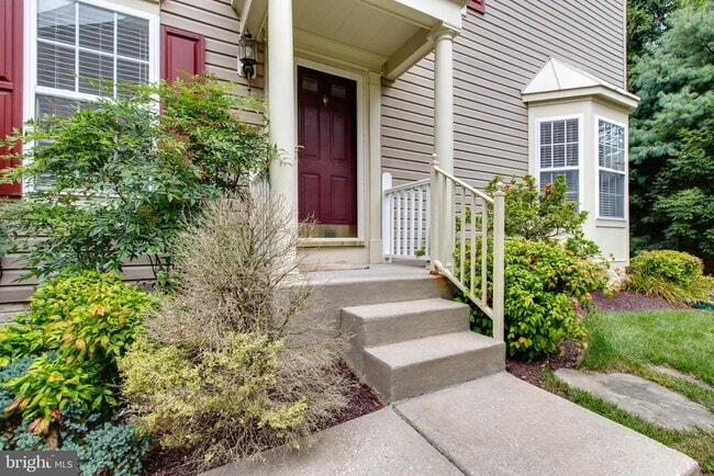Building Photo - 6311 Stockbridge Overlook Ct