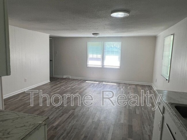 Building Photo - 208 Wheeler St