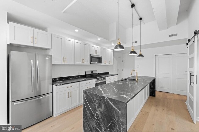 Foto del edificio - 36 N Narberth Ave