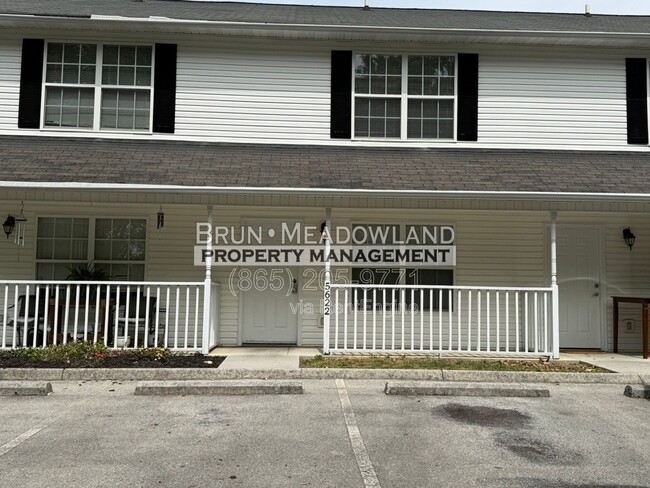 Photo - 5622 Boxwood Garden Way Townhome