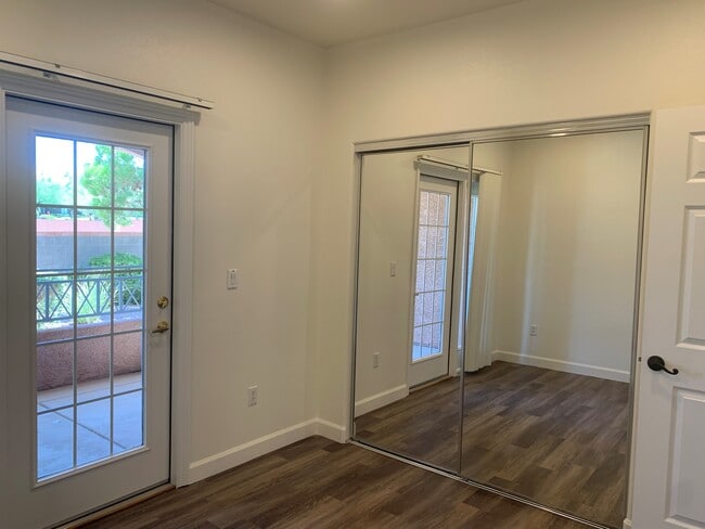 Foto del edificio - 424 Pine Haven St