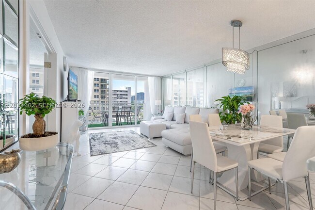 Foto del edificio - 2030 S Ocean Dr