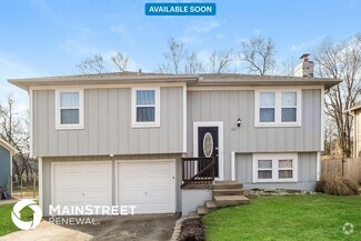 Building Photo - 1513 W Poplar St