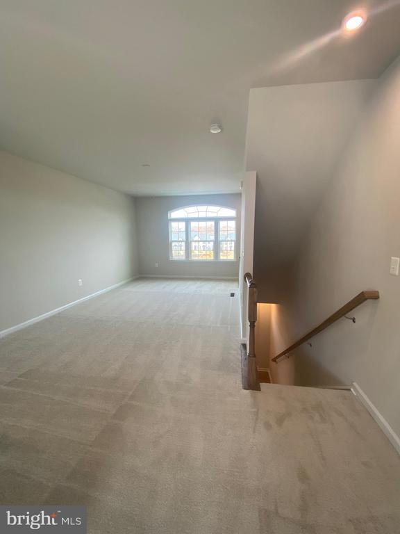 Building Photo - 1010 Trestle Dr