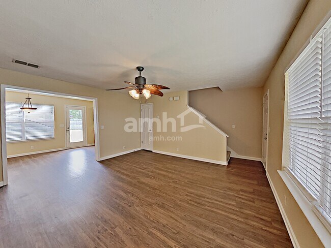 Building Photo - 2920 Bray Ct