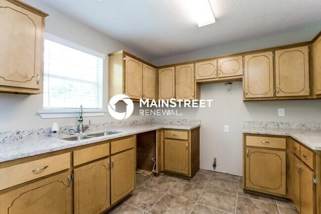 Building Photo - 95 Highland Dr