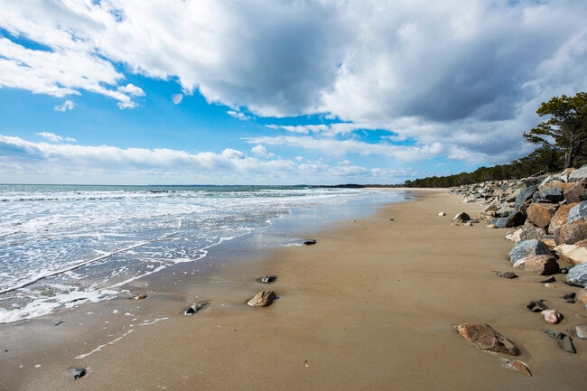 Building Photo - 22 Crescent Surf Rd